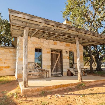 Country Inn Cottages Fredericksburg Bagian luar foto